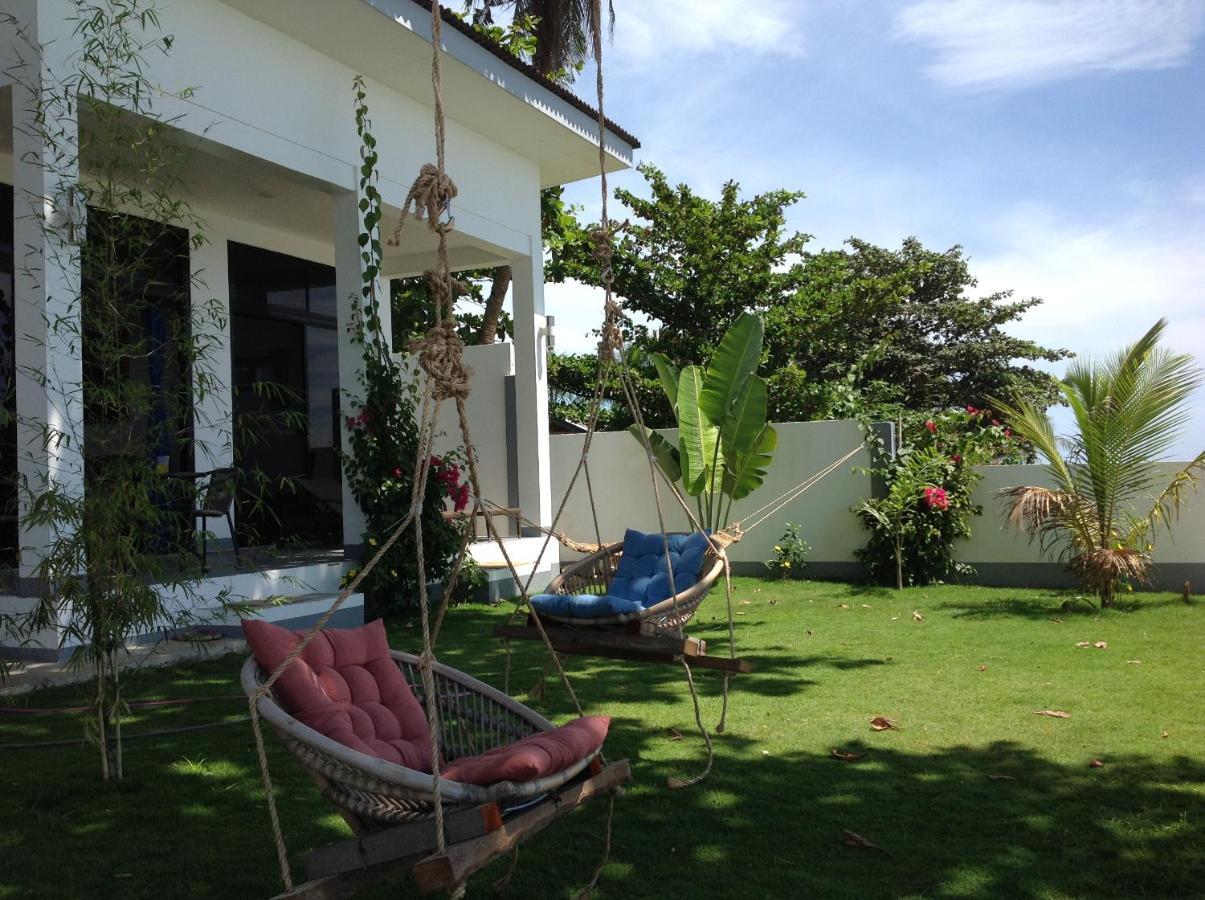 Bamboobeachvilla1 Ac New Oceanfront Pool Sunsetview Garden Kitchen Satellite Starlink Wi-Fi Dimiao Kültér fotó