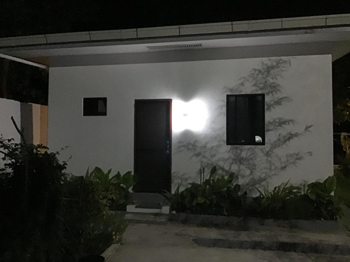 Bamboobeachvilla1 Ac New Oceanfront Pool Sunsetview Garden Kitchen Satellite Starlink Wi-Fi Dimiao Kültér fotó